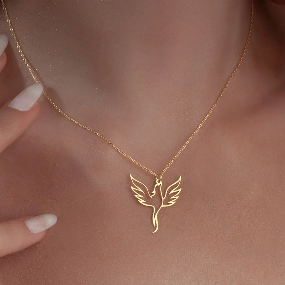 Colar Fênix — Renascimento em Forma de Joia. Banhado a ouro /Prata